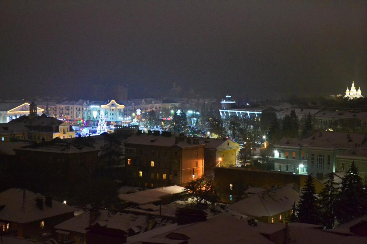 Apartlux 3 Černihiv Esterno foto