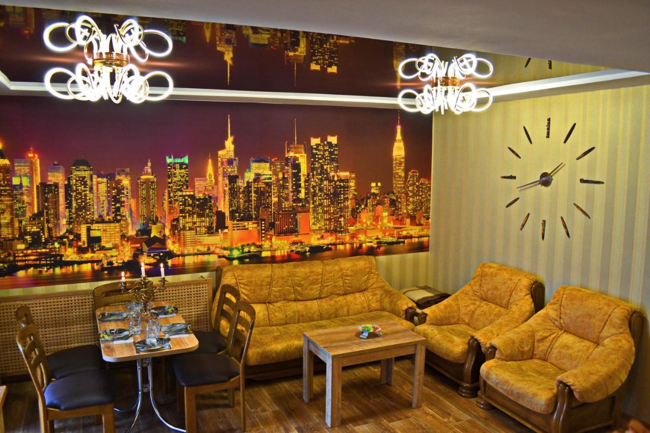 Apartlux 3 Černihiv Esterno foto