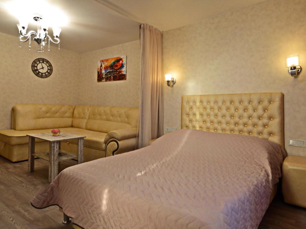 Apartlux 3 Černihiv Esterno foto
